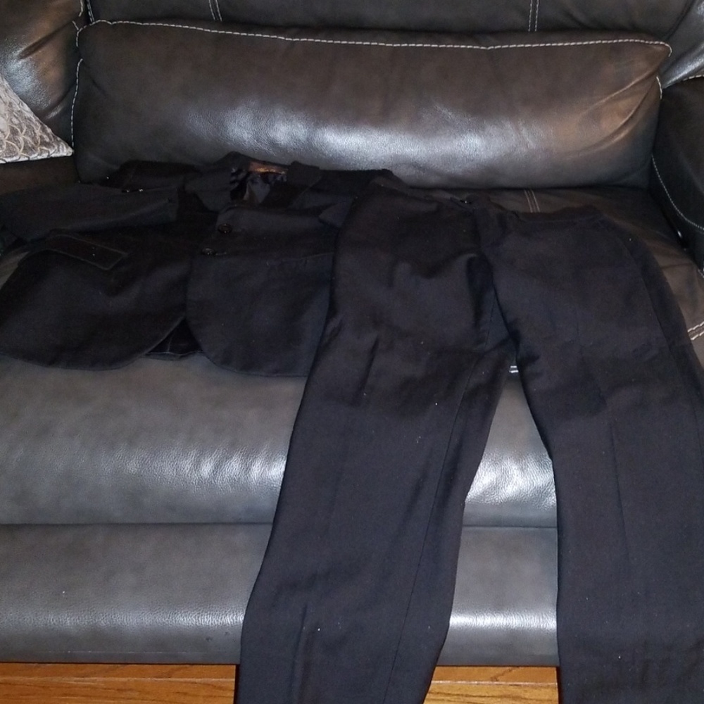 Suit